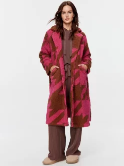 Oversized Houndstooth Fleece Gown -Pajama Shop 811770 multi back2 t scaled
