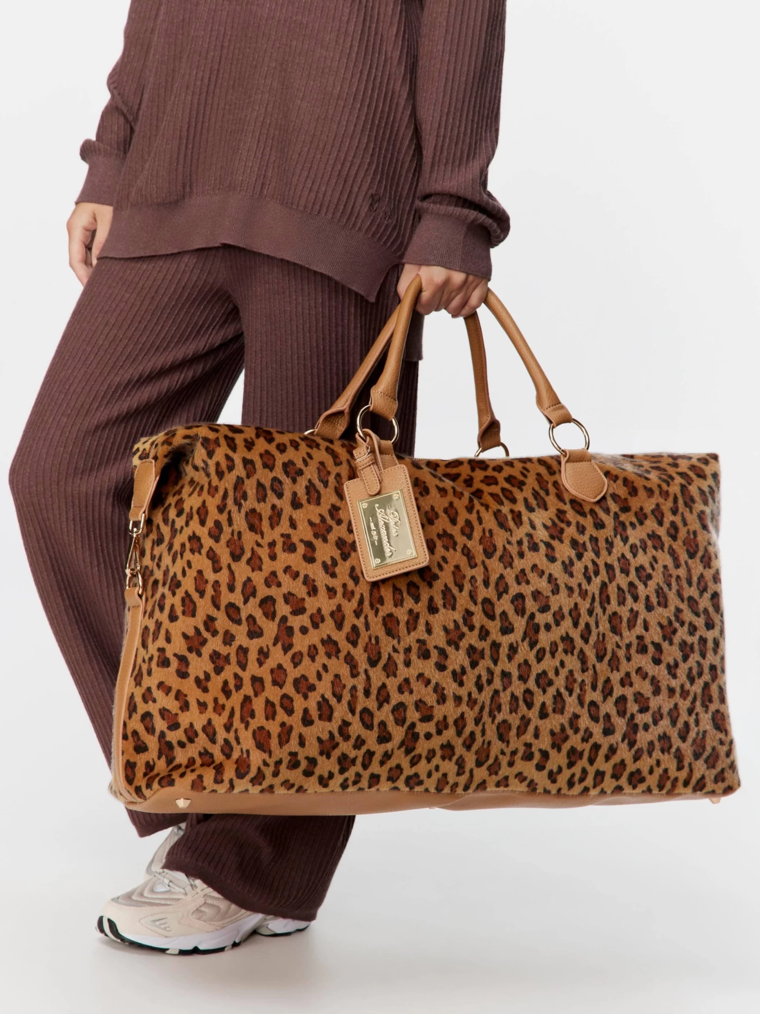 Leopard Overnight Bag 2 Leopard Overnight Bag - Image 2