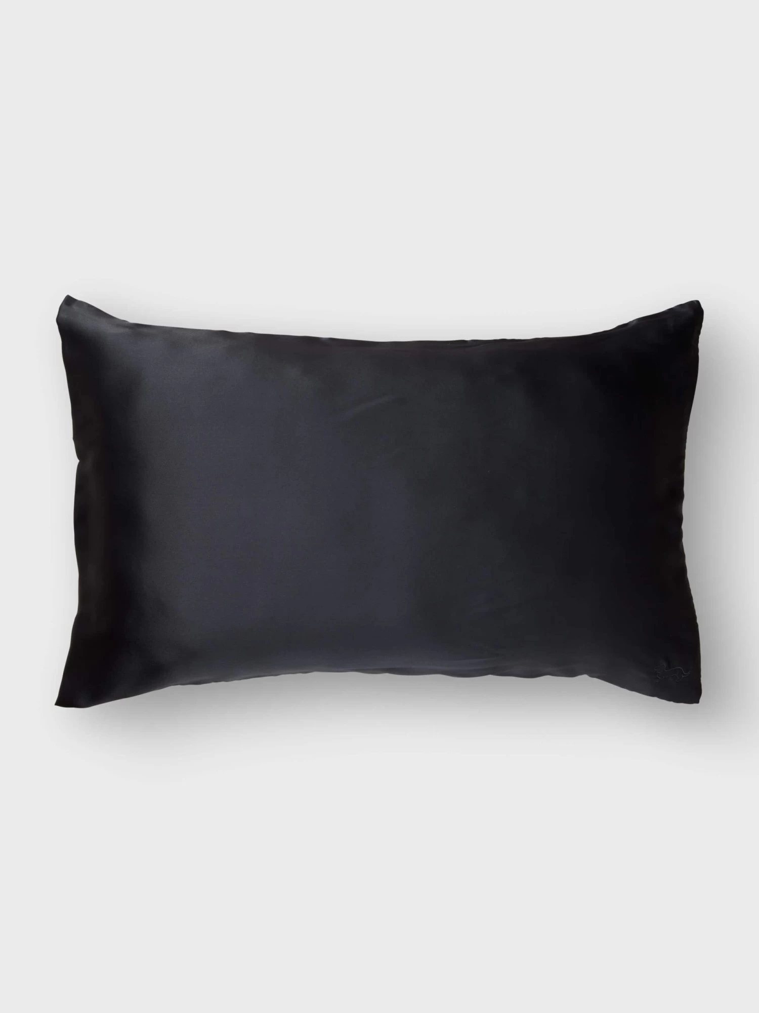 Charcoal Mulberry Silk Pillowcase 3 Charcoal Mulberry Silk Pillowcase - Image 3